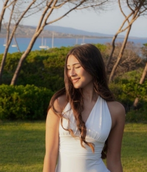 Miki  Kusayanagi