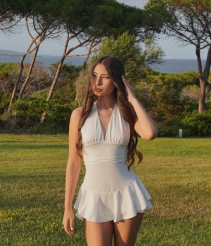 Miki  Kusayanagi